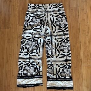 H&M Monochrome Floral Print Pants